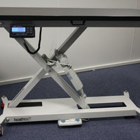 SX Vet table with integrated weight scales